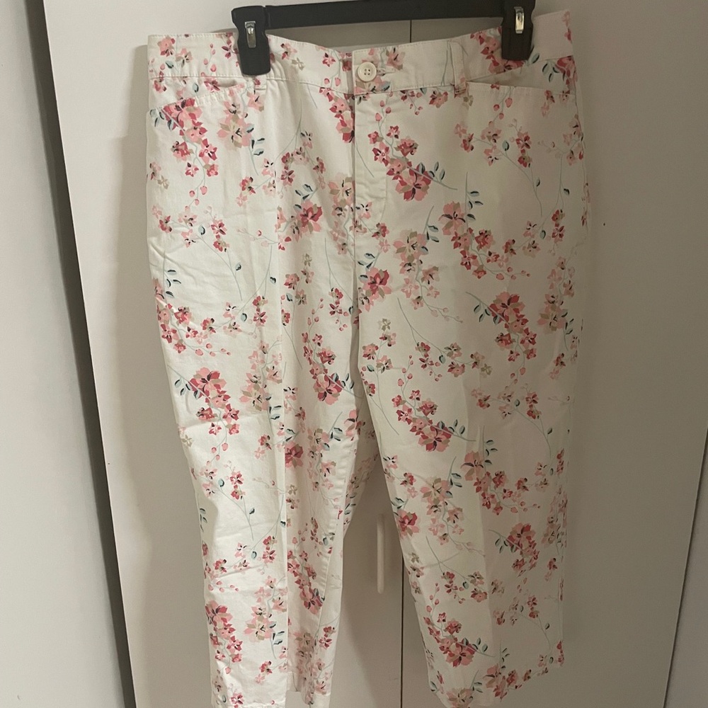 Plus Size Croft & Barrow® Effortless Stretch Capri Pants
